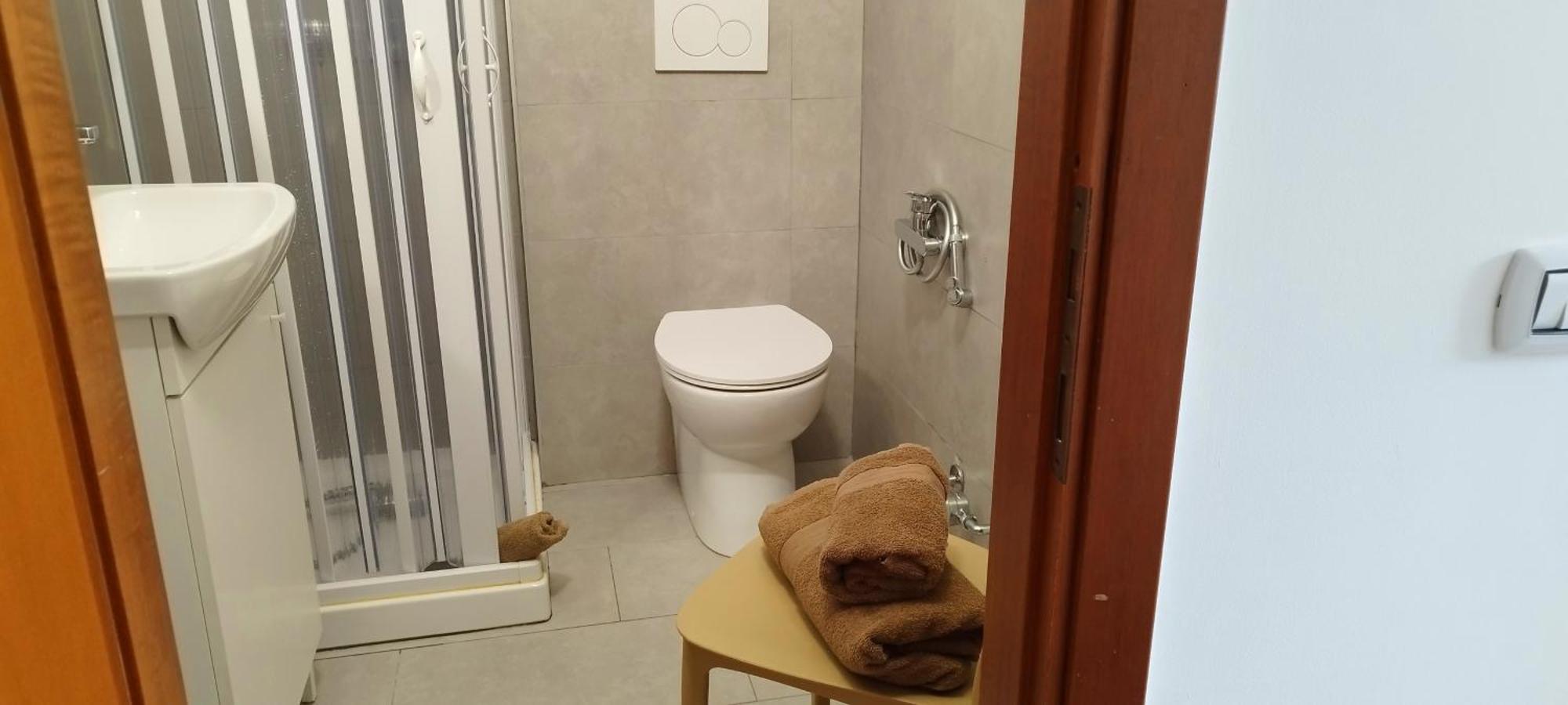 Calin Apartment Торино Екстериор снимка